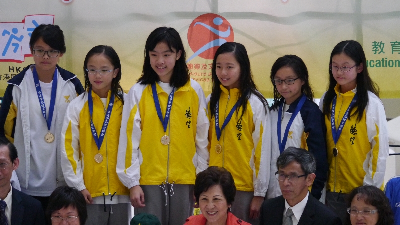 ../Images/Kowloon North District won the Girls Overall Champion.jpg